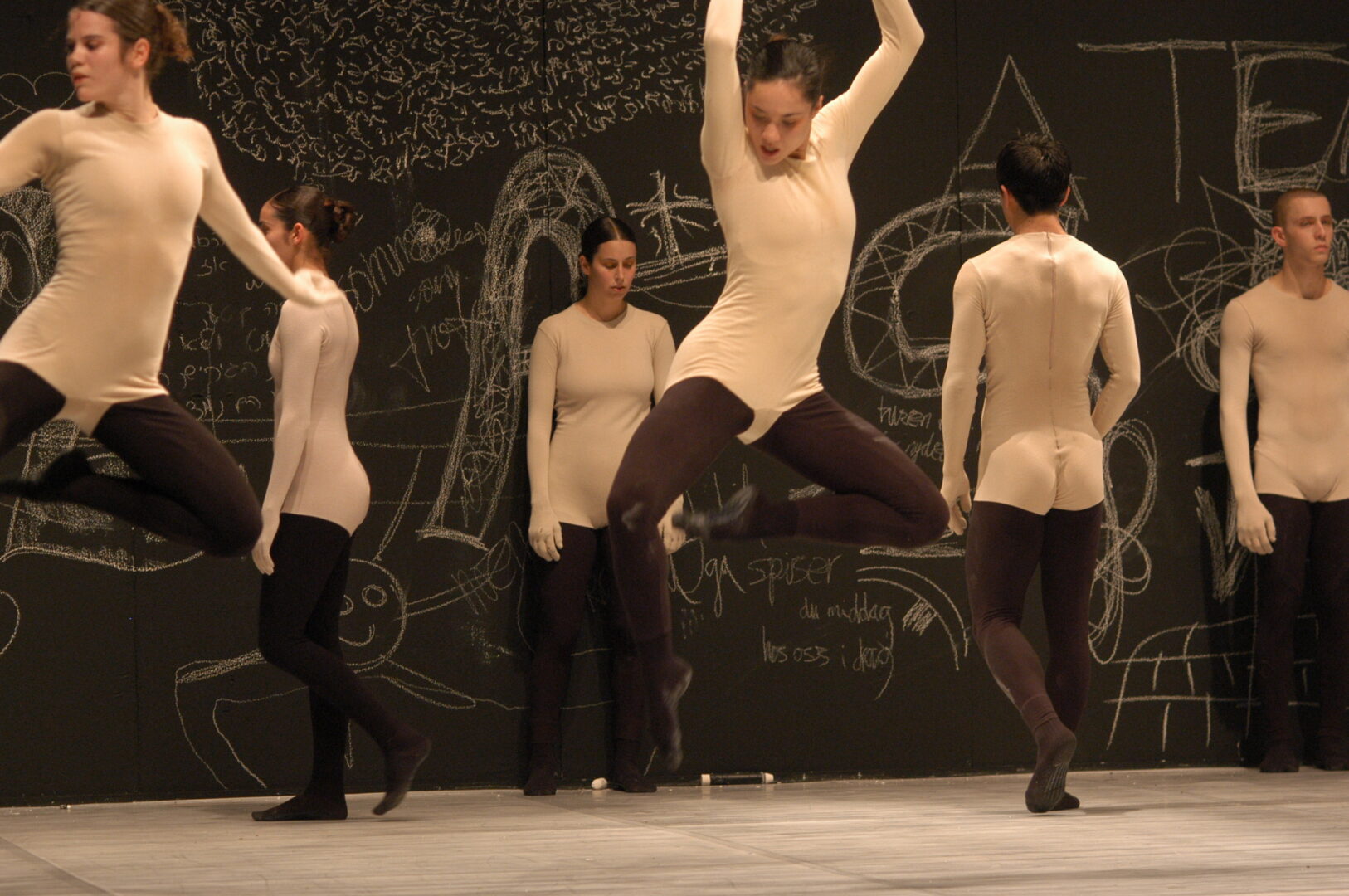 וירוס של אוהד נהרין: תכנייה וירוס של אוהד נהרין: תכנייה